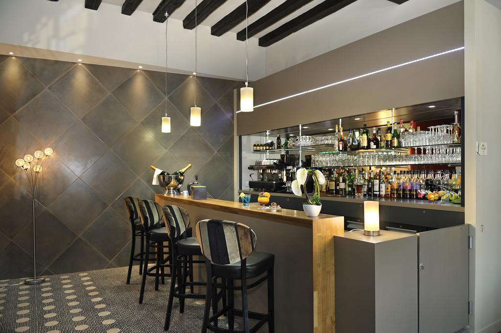Le Saint-Jacques Hotel Cloyes-sur-le-Loir ภายนอก รูปภาพ