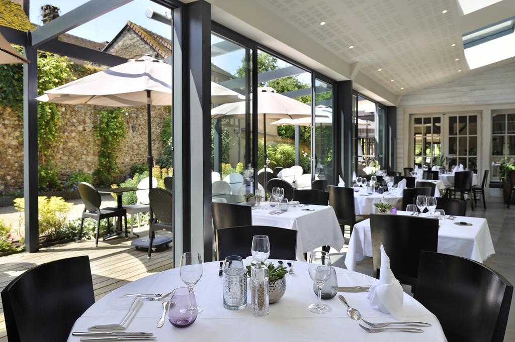 Le Saint-Jacques Hotel Cloyes-sur-le-Loir ภายนอก รูปภาพ